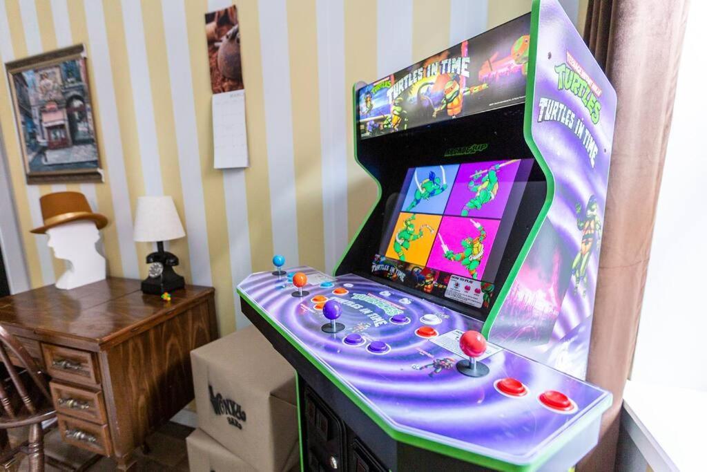 ピッツバーグ King Bed / Free Parking / Arcade / Bbq / Patioヴィラ エクステリア 写真